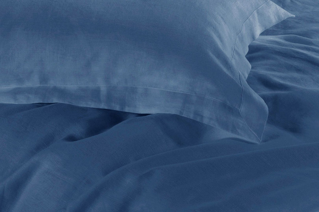 1000TC Tailored King Size Quilt/Duvet Cover Set - Greyish Blue