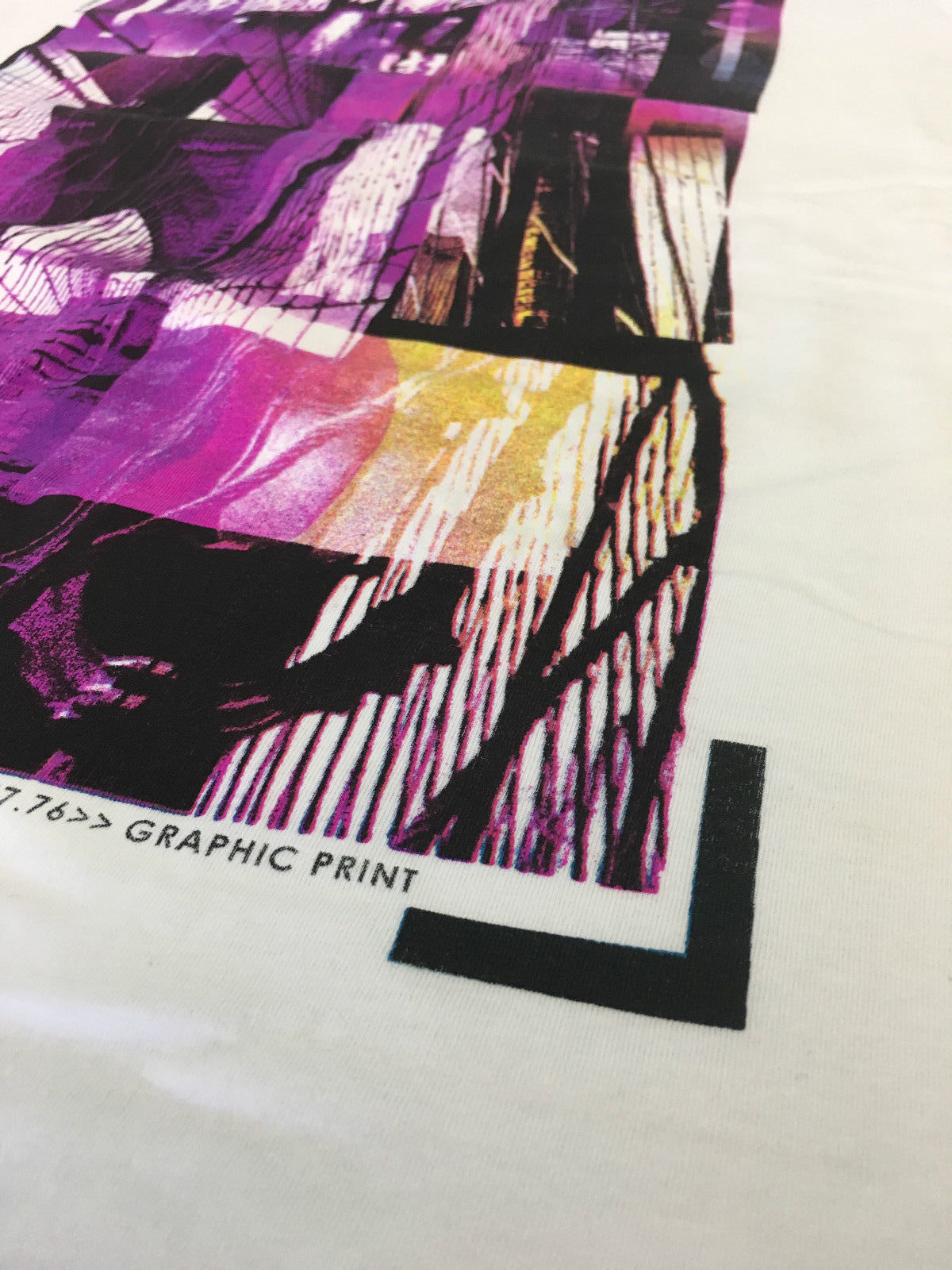 100% Cotton T-Shirt with Print Design Slim Fit Basic Tee Top XS-XXL - White - L