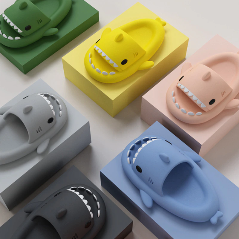 4CM Anti-Skid Outdoor and Indoor Shark Slippers Summer Soft Beach Slides for Man and Women