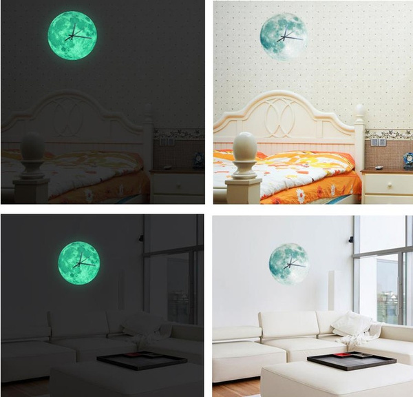 Creative Glowing Moon Hanging Clock