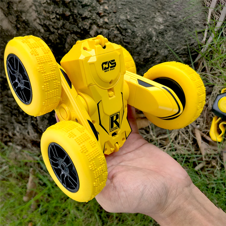 Stunt Car High Speed Tumbling Crawler Vehicle