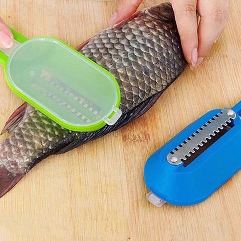 2 In 1 Plastic Fishing Scale Brush With Built-in Scale Scoop Graters Fast Remove Fish knife Cleaning Peeler Scaler Scraper Seafood Tools